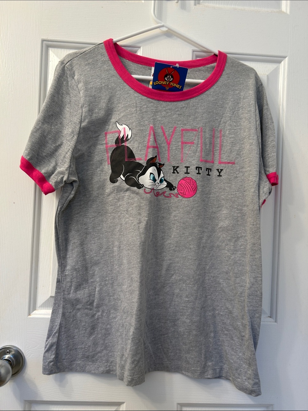 Warner Bros. Pussyfoot/precious Kitty Short Sleeve Tee